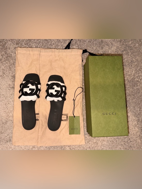 Gucci Shoes - Gucci Women's Interlocking G slide sandal